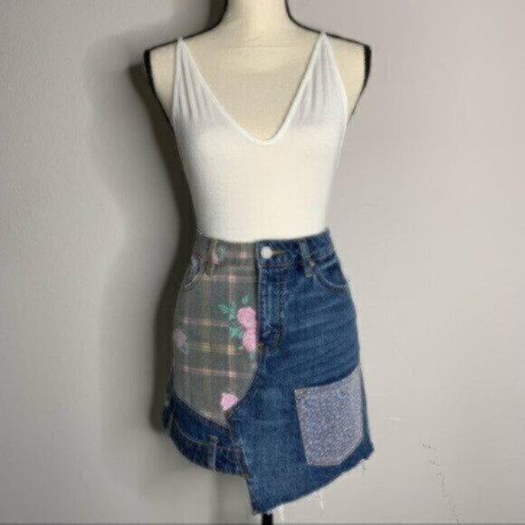 BDG Vintage Floral Patchwork Denim Mini Skirt - Picture 1 of 15